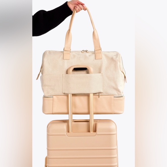 Beis The Weekender Beige Canvas Tote Bag Overnight Zipper Travel - Picture 4 of 12